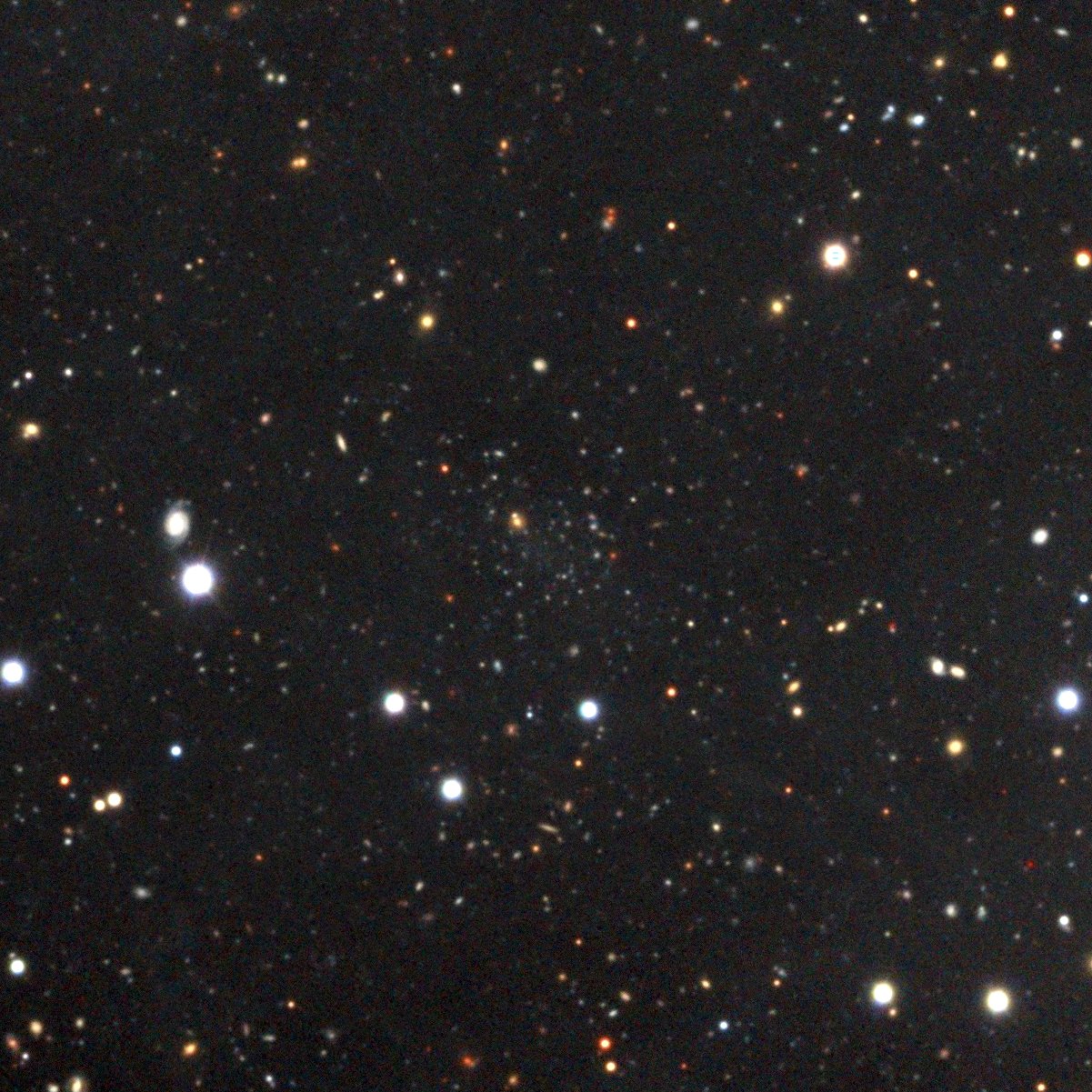 Astrónomo aficionado descubre su quinta galaxia enana